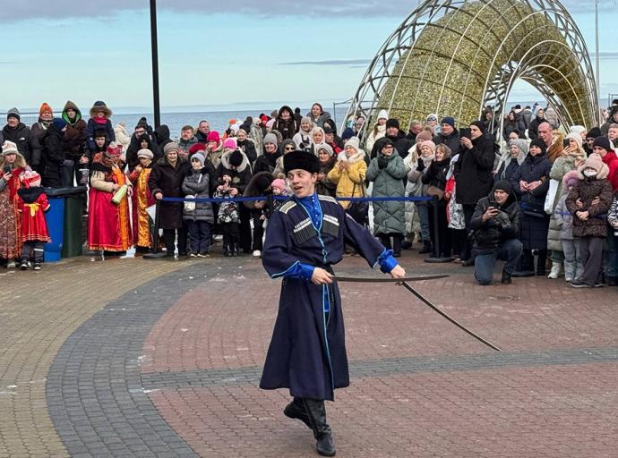 На Розе ветров прошли народные гулянья